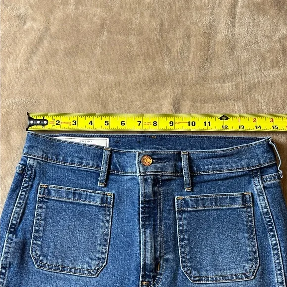 GAP 'High-Rise 70s Flare' Medium Wash Jeans with Front Pockets - Size 29 - Picture 9 of 16